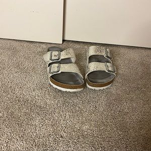 Spotted birkenstocks